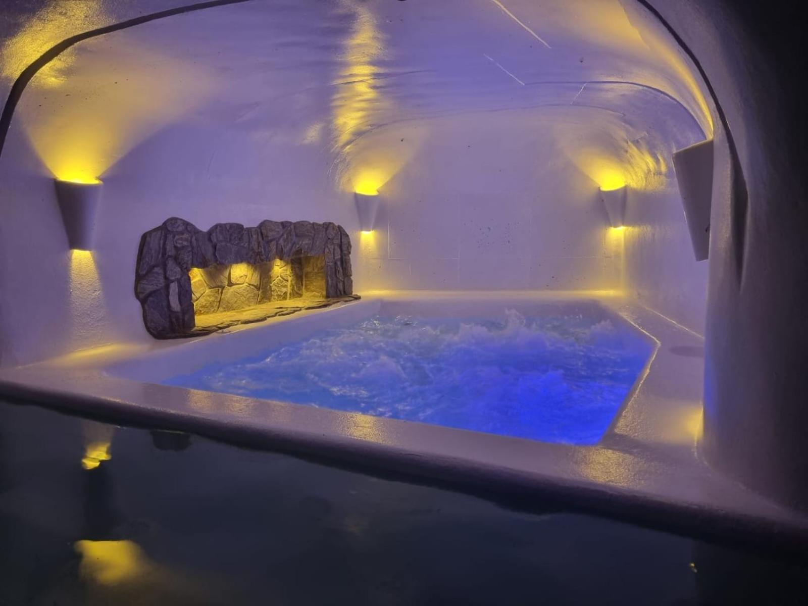 Lodge Maranatha. Grotto & Boutique+hydrotherapy